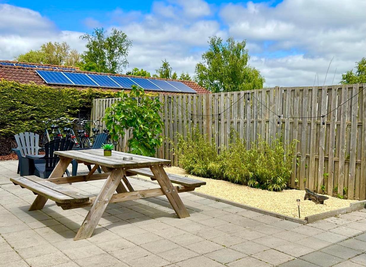 Wellness Bungalow With Jacuzzi &Sauna&Private Garden Near Amsterdam Vijfhuizen Exteriör bild